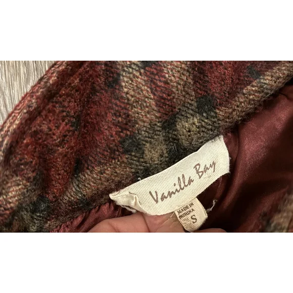 Vanilla Bay Women's Plaid Puffer Size Small Red Beige Quilted Snap Front - Picture 6 of 6